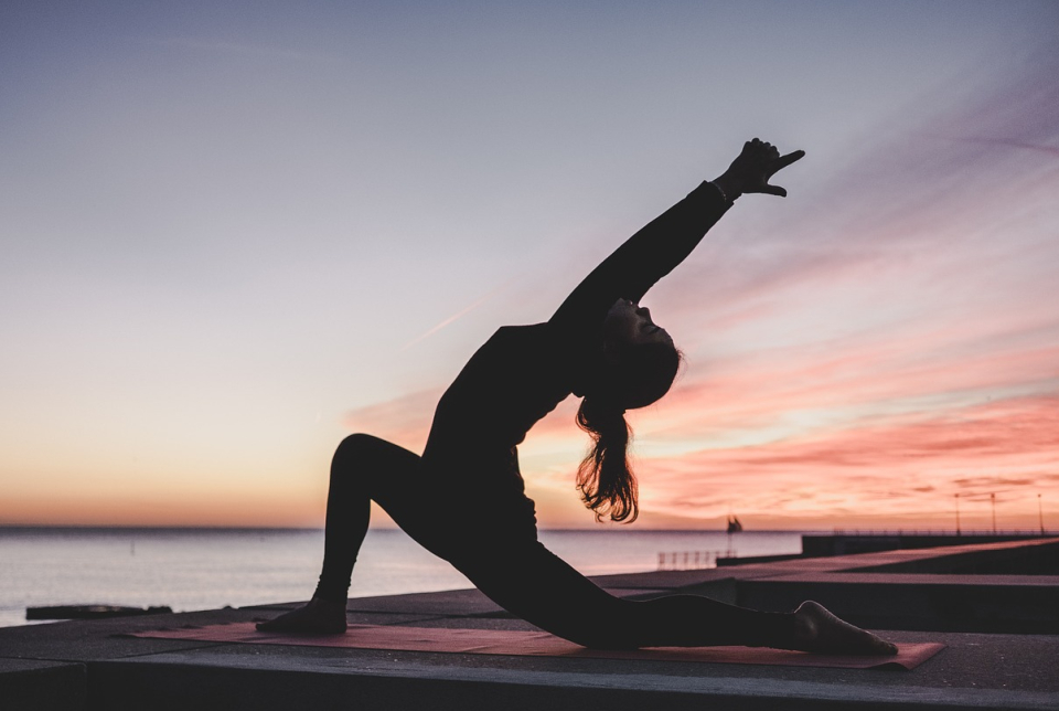 Strand-Yoga