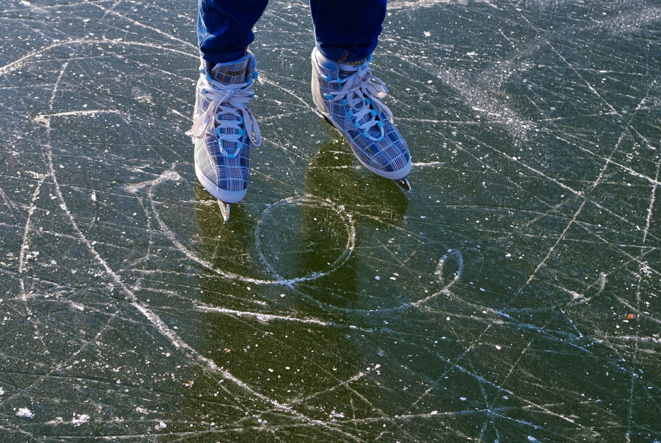 Balatonalmádi jégpálya